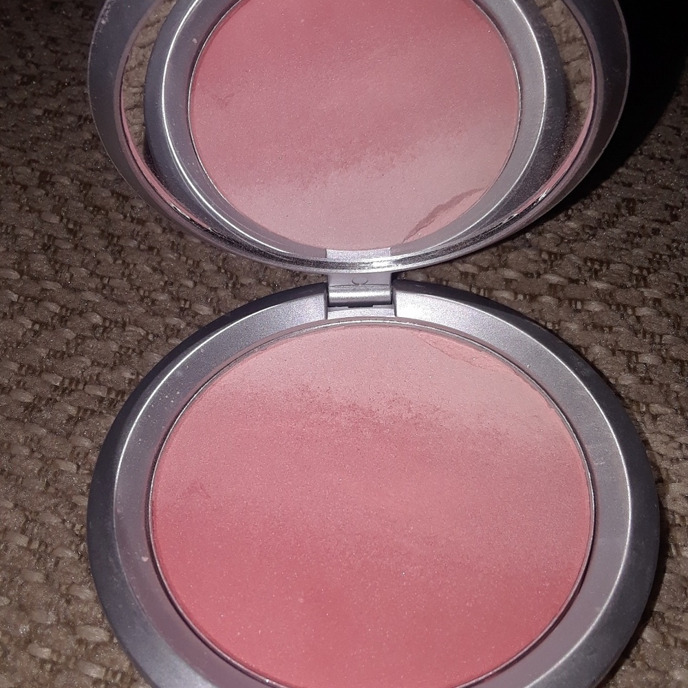 IT Cosmetics Blush